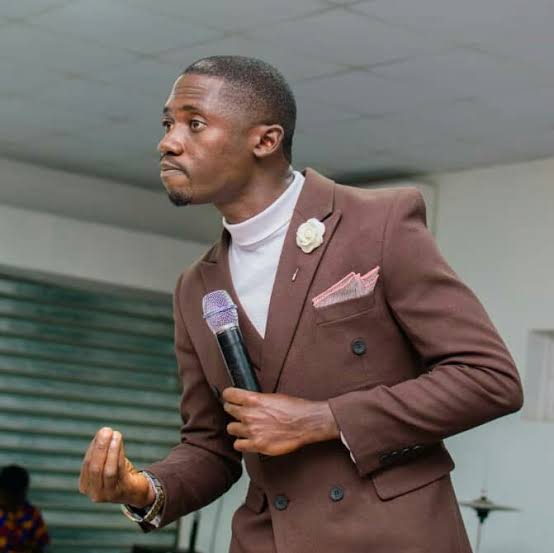 DOWNLOAD MP3: THE RISE OF HUNGRY MEN by Rev Tolu Agboola (Sermon) 1